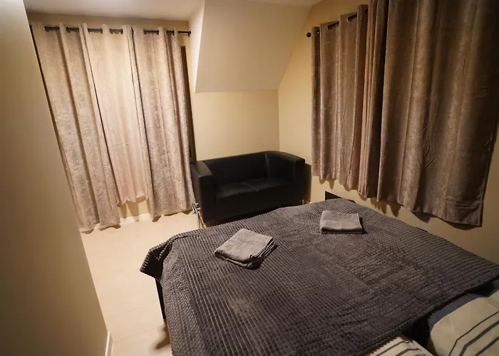 Cherry Guest house *